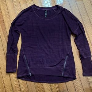 Tunic athletic light sweater